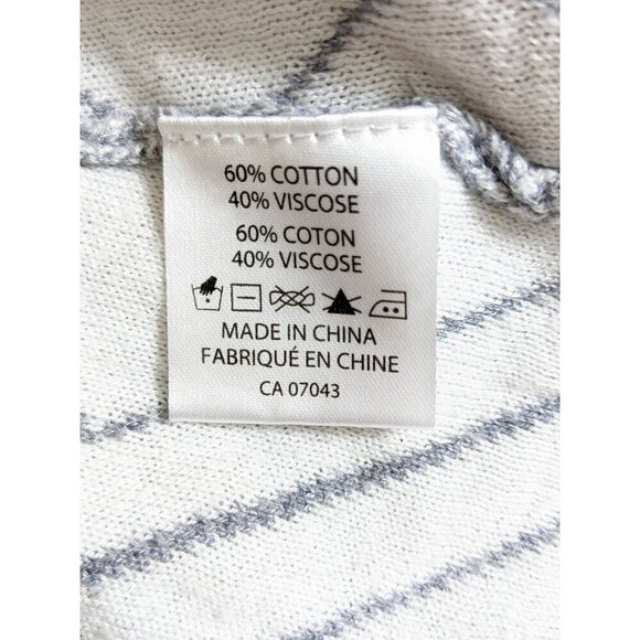 Belldini Open Front Hooded Cardigan Sweater Womens Size M Gray White Geo Print - Picture 8 of 8